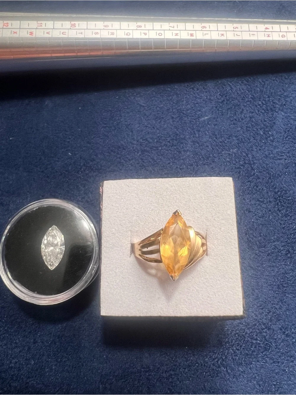 10kt Gold Citrine Marquise vintage ring- size 7